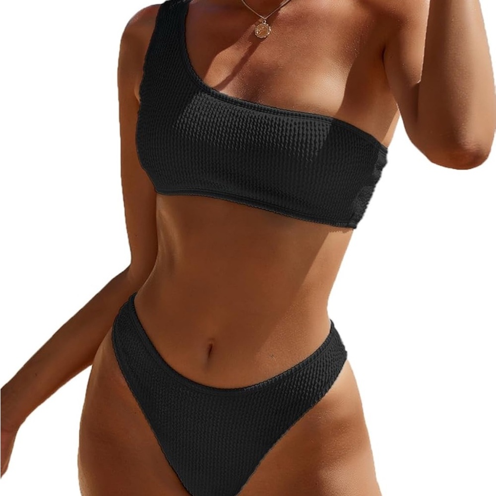 Chic One-Shoulder Black Bikini Set